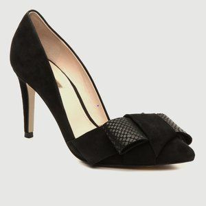Tahari - Betsy Pump (Black)